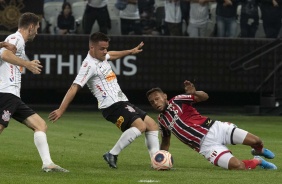 Ramiro e Boselli na jogada do primeiro gol do argentino, contra o Botafogo-SP