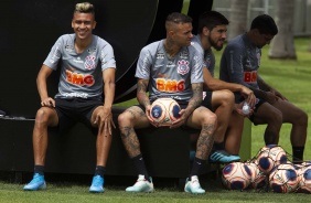 Cantillo e Luan no treino deste sbado no CT Joaquim Grava