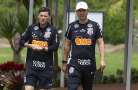 Comissão técnica no treino deste sábado no CT Joaquim Grava