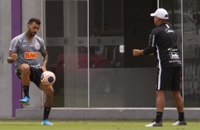 Lateral Michel Macedo no treino deste sábado no CT Joaquim Grava