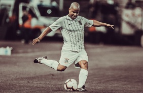 Marcelinho no jogo festivo em comemoração a conquista dos 20 anos do Mundial de 2000