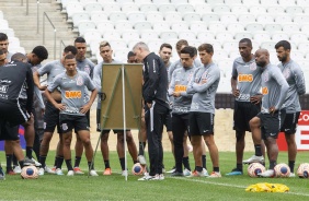 Treino desta tarde na Arena Corinthians. O prximo jogo da equipe ser contra o Botafogo-SP