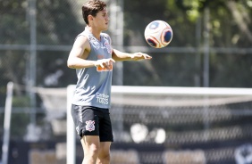 Meia Mateus Vital em treino desta terça-feira no CT Joaquim Grava