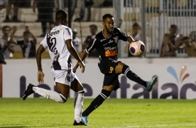 Everaldo voltou a atuar em uma partida pelo Corinthians