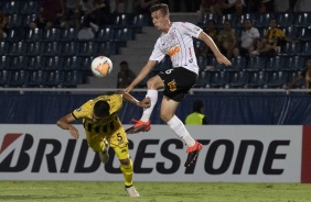 Lucas Piton foi reserva na partida contra o Guaraní-PAR