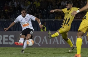 Mateus Vital entrou no segundo tempo contra o Guaraní-PAR, no lugar de Everaldo