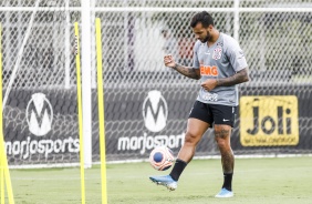 Michel Macedo durante treino do Corinthians na manh desta quinta-feira