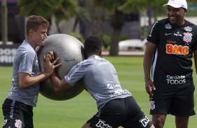 Piton e Dav em atividade realizada no treino da manh desta sexta-feira