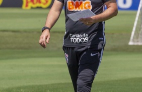 Tiago Nunes durante treinamento no CT Joaquim Grava