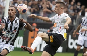 Lucas Piton foi titular do Corinthians contra a Inter de Limeira