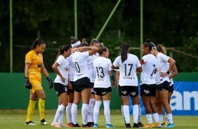Elenco corinthiano durante a partida contra o Palmeiras