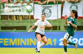 Gabi Zanotti durante jogo contra o Palmeiras