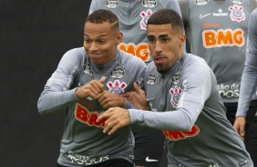 Janderson e Gabriel durante o treino desta terça-feira