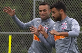 Luan e Camacho durante o treino desta tera-feira