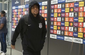 Gustavo na chegada do Corinthians na Arena para o duelo contra o Guaran