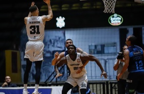 Robinson e Nesbitt durante o jogo contra o Rio Claro