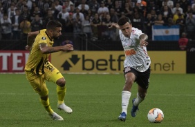 Sidcley durante jogo contra o Guaraní