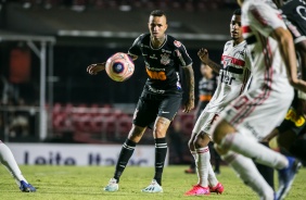 Luan em jogada durante o clssico contra o So Paulo no Morumbi