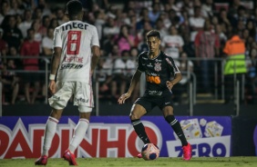 Pedrinho durante o clssico contra o So Paulo no Morumbi