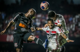 Vagner Love durante o clssico contra o So Paulo no Morumbi