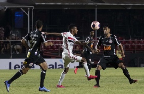 Camacho e Everaldo durante o jogo contra o So Paulo