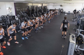 Os atletas do Corinthians realizaram atividades na academia do CT Joaquim Grava