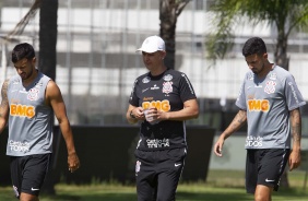 Camacho, Tiago Nunes e Pedro Henrique no CT Joaquim Grava