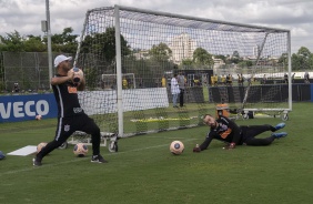 Goleiro Walter durante treinamento desta terça-feira