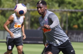 Yony Gonzlez durante treinamento desta tera-feira