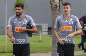 Bruno Mndez e Lucas Piton em treino desta quarta-feira