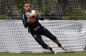 Matheus Donelli em treino no CT Joaquim Grava