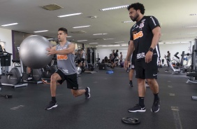 Lo Santos durante atividade na academia no treino desta quinta-feira