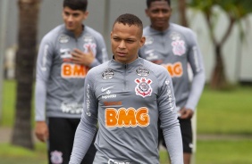 Janderson durante o treino da manhã desta sexta-feira