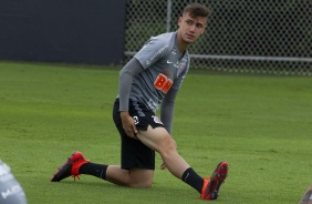 Lucas Piton durante atividade no treino desta sexta-feira