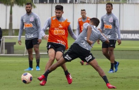 Pedro Henrique e Pedrinho durante o treino da manhã desta sexta-feira