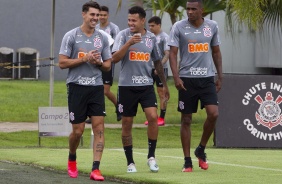 Danilo Avelar, Sidcley e Marllon no CT Joaquim Grava