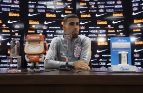 Gabriel em entrevista coletiva na sala de imprensa do CT Joaquim Grava