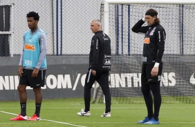 Gil, Cássio e Tiago Nunes no CT Joaquim Grava nesta sexta-feira