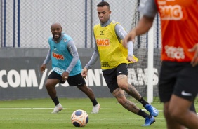 Luan e Vagner Love em treino desta sexta-feira