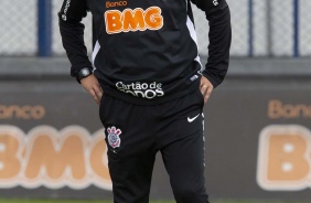 Técnico Tiago Nunes nesta sexta-feira no CT