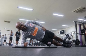 Vagner Love na academia do CT Joaquim Grava