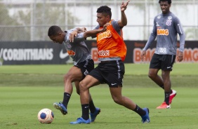 Éderson, Matheus Davó e Gil no CT Joaquim Grava