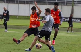 Bruno Mndez e Boselli durante o treino fechado desta tera-feira