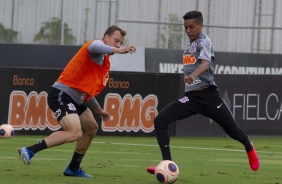 Carlos Augusto e Pedrinho durante o treino fechado desta tera-feira