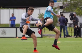 Vital e Pedro Henrique durante o treino fechado desta tera-feira