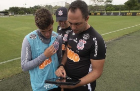 Vital recebeu instruções individuais no treino desta quarta-feira