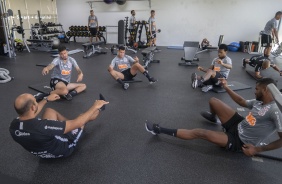 Pedro Henrique, Sidcley e Gil fazem trabalho na academia nesta quinta