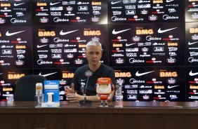 Tiago Nunes falou com a imprensa depois do treino desta sexta-feira