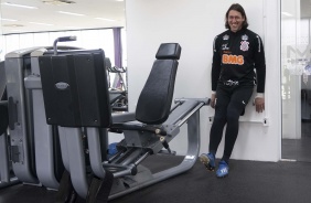 Cássio na academia do CT Joaquim Grava durante o treino desta quinta-feira