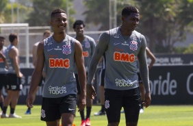 Davó e Yony González durante treino desta quarta no CT Joaquim Grava